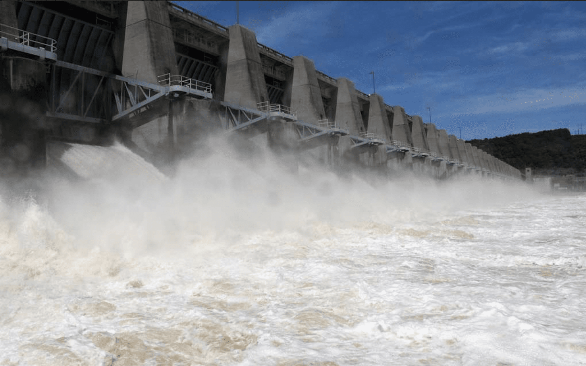 How to Read a Texas River Gauge: CFS, Gauge Height, and When to Stay Home